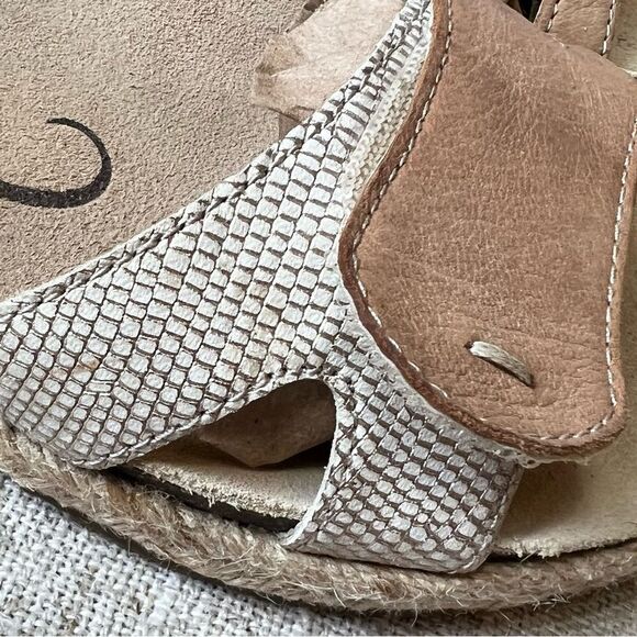 ABEO Alina Espadrille Flat Sandals - Picture 6 of 13